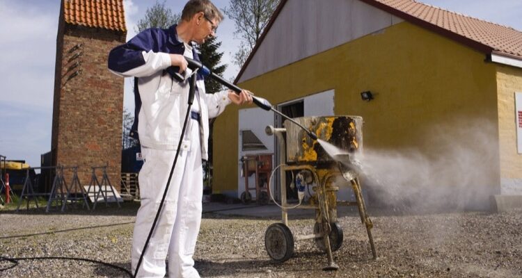 apollocomercial_¿Cuáles son las diferencias clave entre una hidrolavadora de alta presión y otros métodos de limpieza?